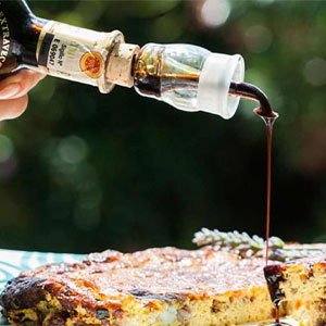 Le vinaigre balsamique: l’or noir de Modène